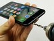 Наивные пользователи поверили, что можно просверлить аудиоразъем в iPhone 7