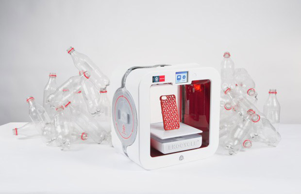 Выпущен 3D-принтер, печатающий переработанными пластиковыми бутылками