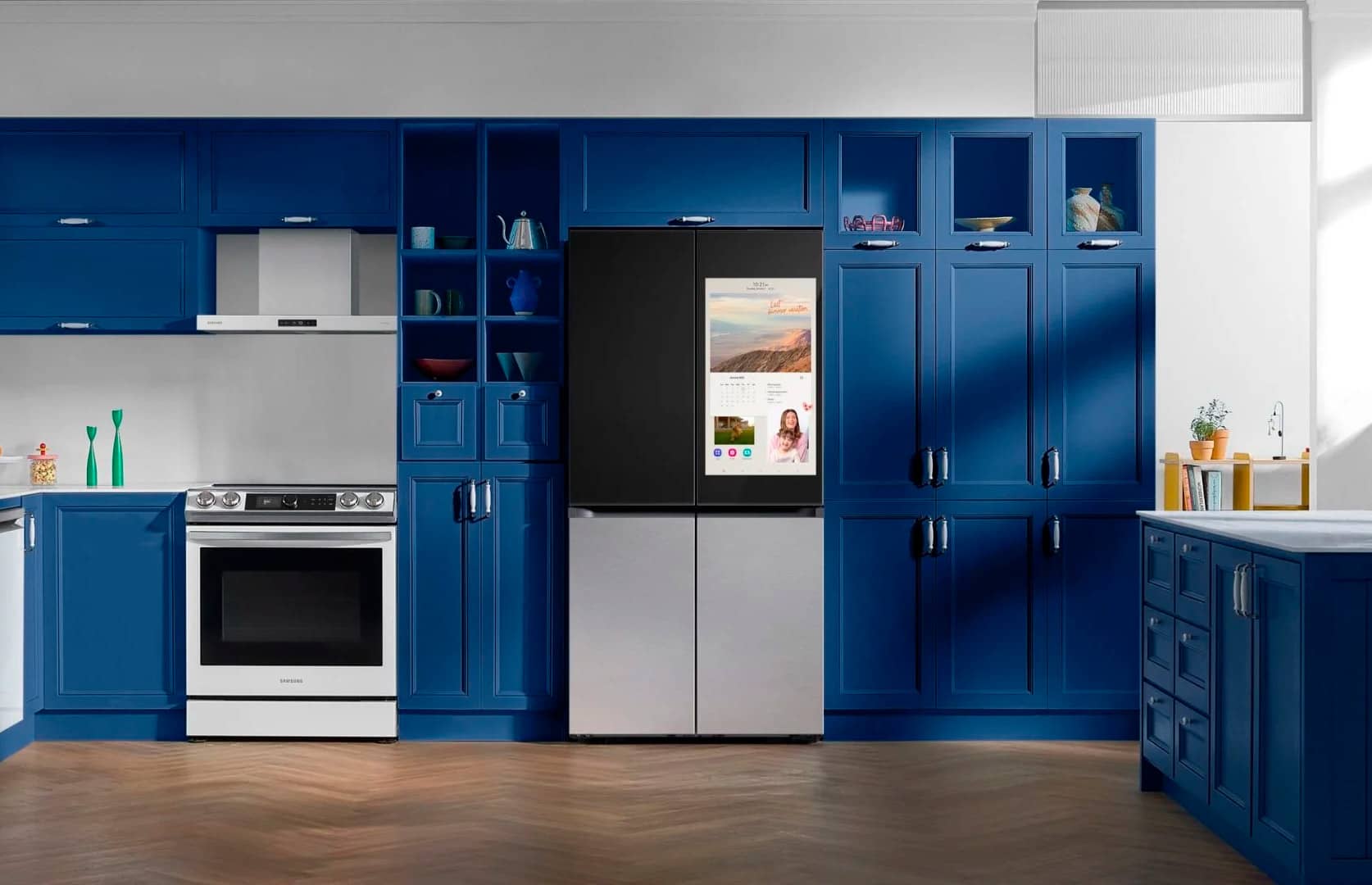 Холодильники Samsung Bespoke с ИИ самостоятельно открывают двери