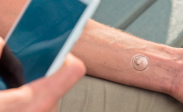Motorola позволит разблокировать смартфон при помощи цифровой татуировки