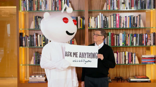 Билл Гейтс, в рамках проекта «Тайный Санта», подарил девушке рога Локи