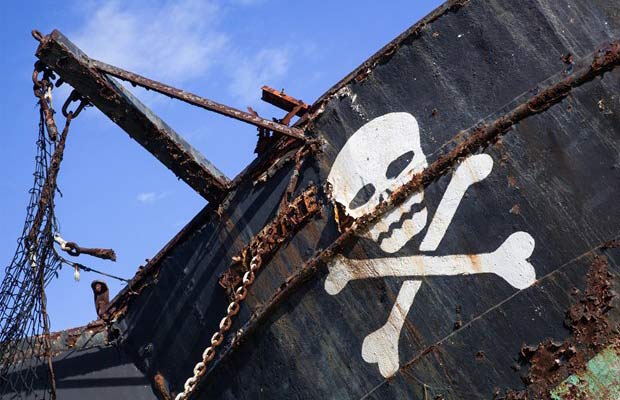Суд обязал Google, Microsoft и Yahoo удалить 16 пиратских сайтов с результатов поиска