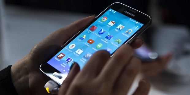 Samsung Galaxy S5 Prime будет представлен в июне