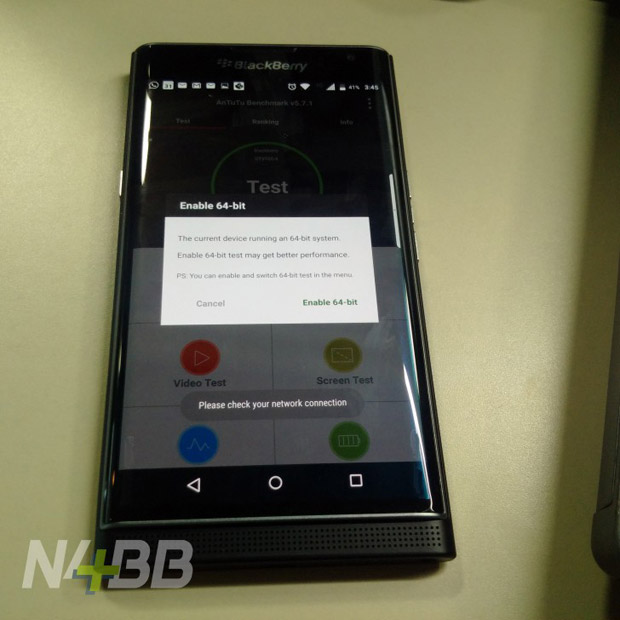 Android-смартфон BlackBerry Priv получит 64-битный чип и 4K камеру