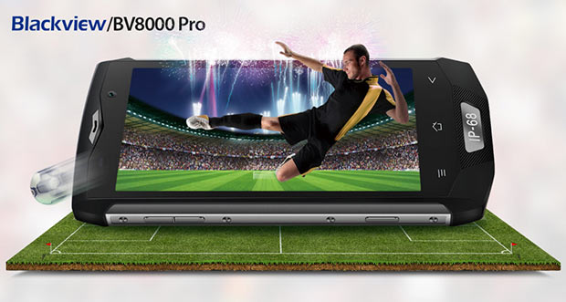 Неубиваемым смартфоном Blackview BV8000 Pro можно играть в футбол