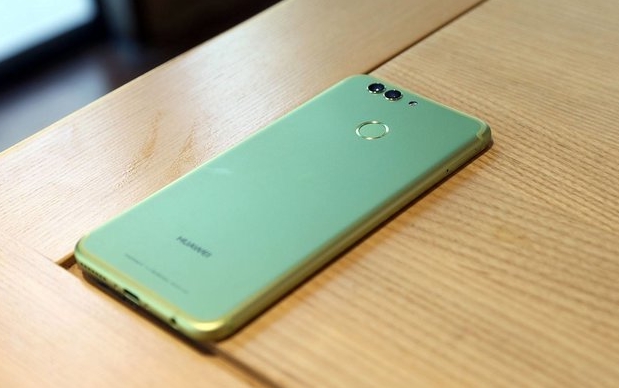 Huawei готовит к декабрьскому дебюту смартфон Nova 3