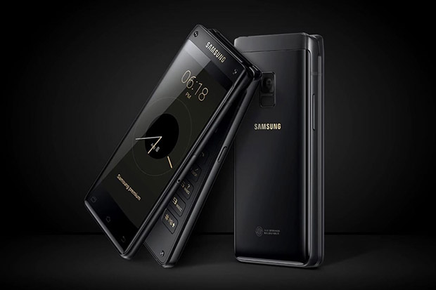 Включенную флагманскую раскладушку Samsung W2019 показали на видео