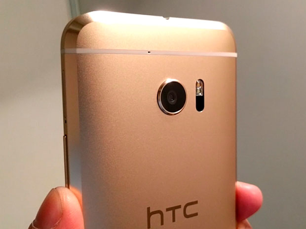 Взорвавшийся HTC 10 травмировал владелицу: HTC не реагирует