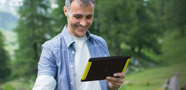 В Украине стартовали официальные продажи планшетов PocketBook SURFpad 4