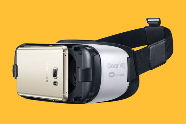 Шлем Samsung Gear VR доступен для предзаказа