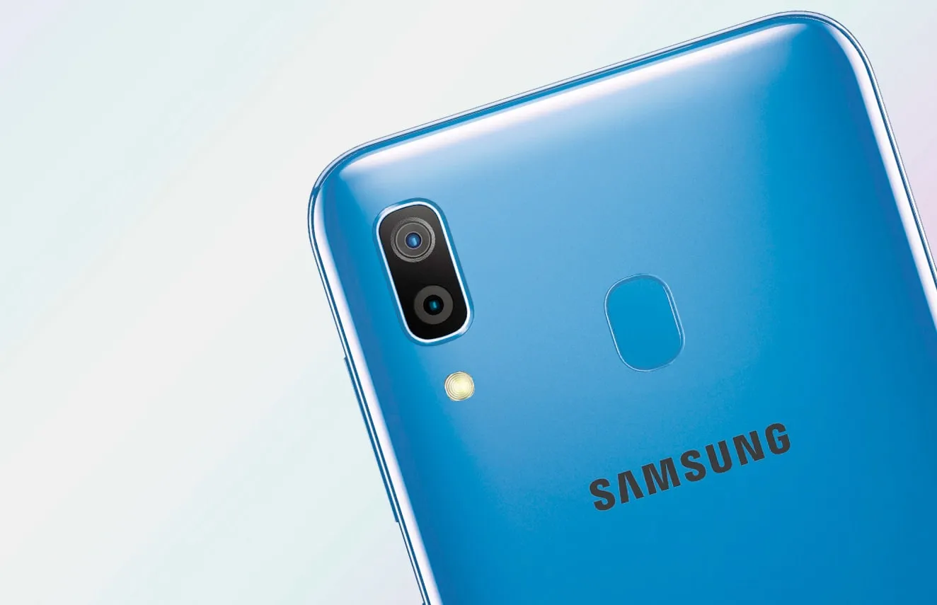 Смартфоны Samsung Galaxy A20 и Galaxy A30s начали получать обновление Android 11 (One UI 3.1)