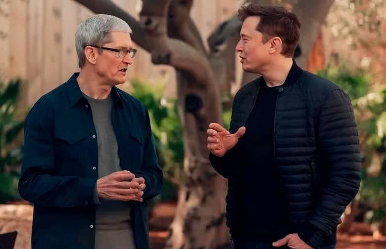 Apple согласилась купить Tesla и сменить Тима Кука на Илона Маска в качестве гендиректора