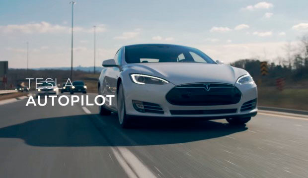 Tesla выпустила проморолик, показав достоинства автопилота