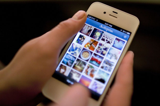 Рассматривается возможность запуска Instagram «для взрослых».