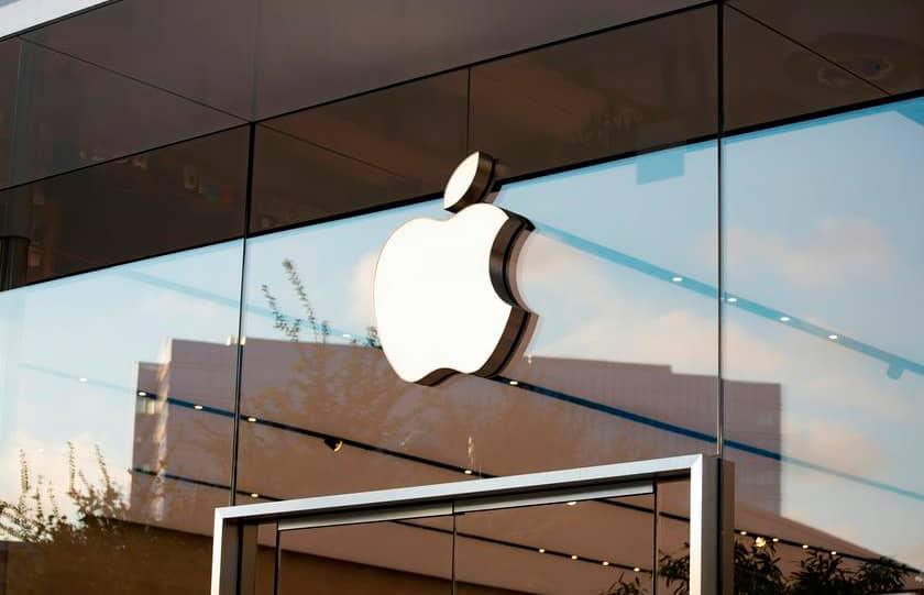 Apple купила ШІ-стартап DarwinAI