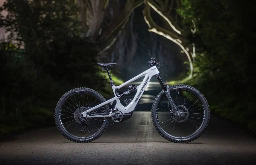 Представлен агрессивный эндуро-велосипед Nukeproof Megawatt Carbon eMTB