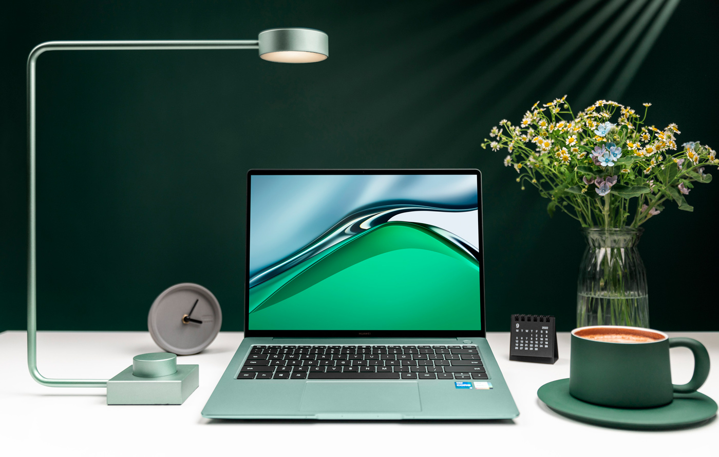 Ноутбук Huawei MateBook 14s стал доступен в Украине в новом зеленом цвете