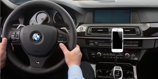 BMW оснастит новые модели своих автомобилей четырьмя iOS-приложениями