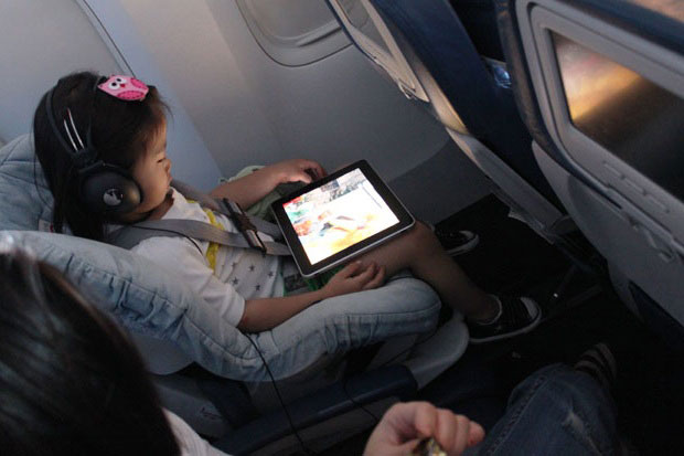 Пассажиры «Уральских авиалиний» могут брать на прокат iPad
