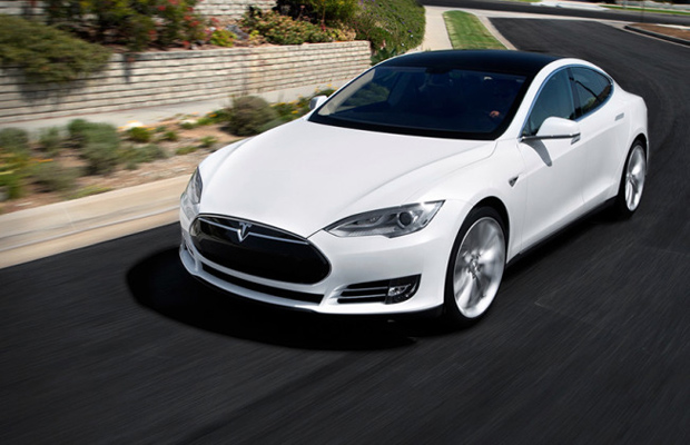 Tesla Motors разрешила всем использовать свои патенты