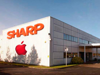 Apple разрешит Sharp выпускать дисплеи для сторонних компаний