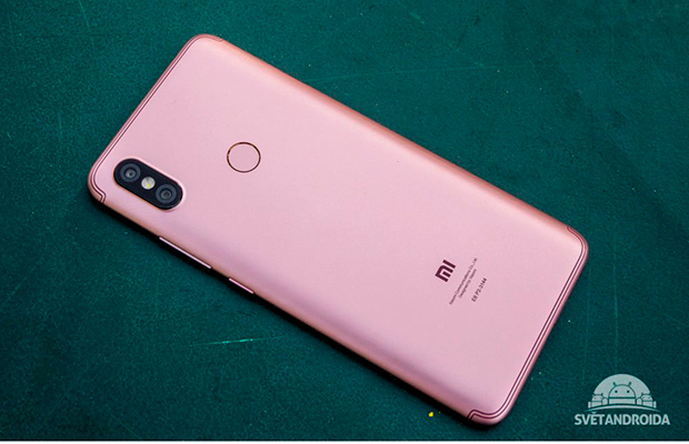 Xiaomi Redmi S2 замечен на «живых» фотографиях