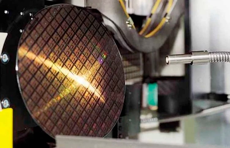 Япония намерена к 2025 году начать производство передовых 2-нм чипов