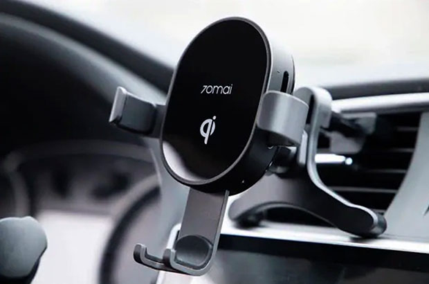 Xiaomi анонсировала беспроводную зарядку 70Mai Car Wireless Charger