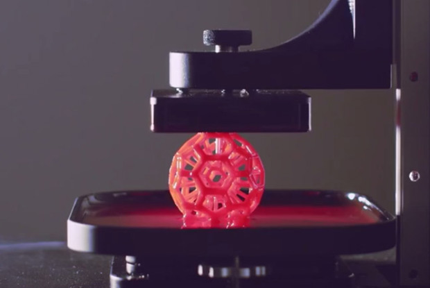 Метод «жидкой» печати CLIP в 25–100 раз быстрее 3D-принтера