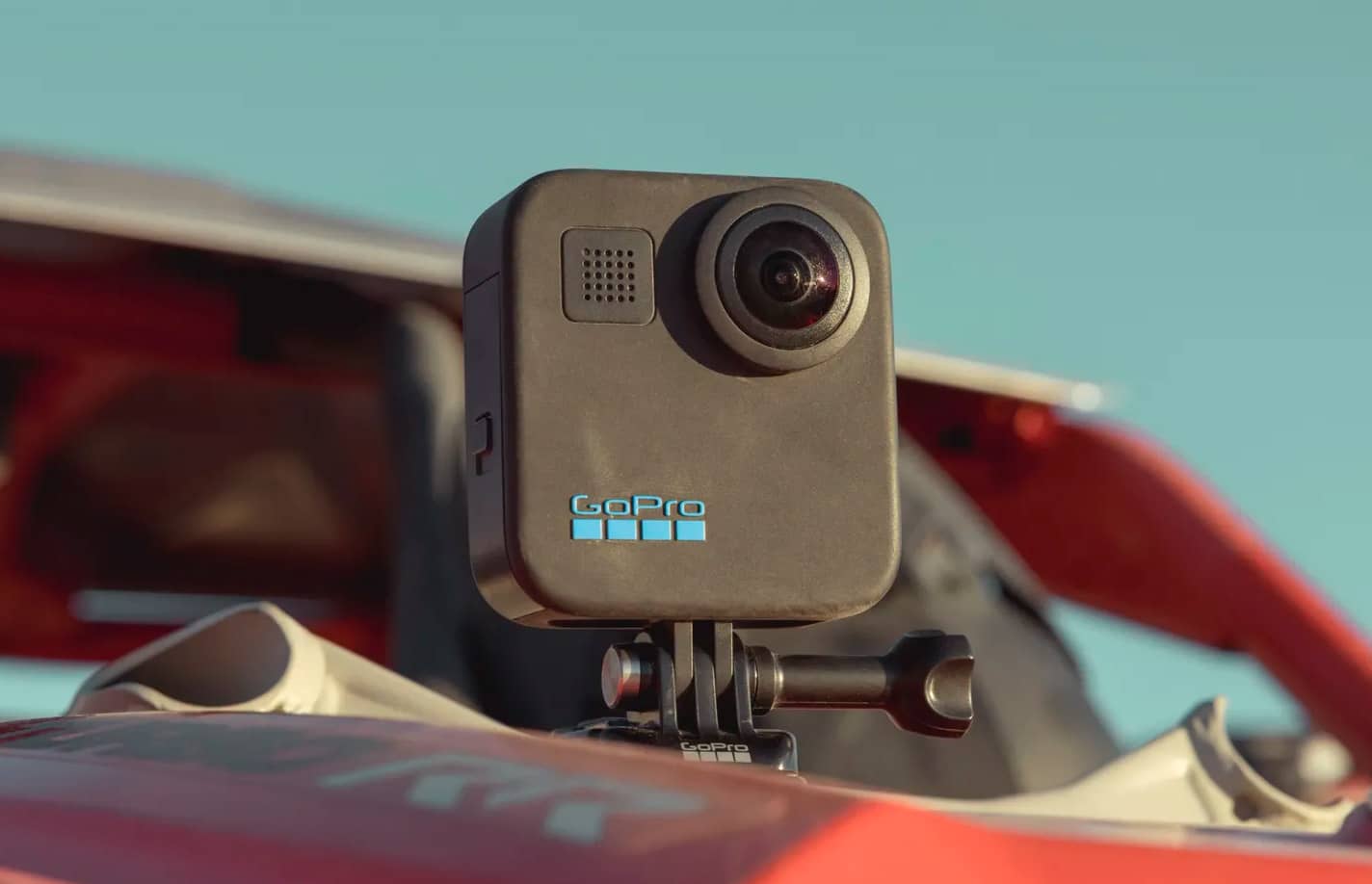 Представлена 360-градусная экшн-камера GoPro Max (2025)