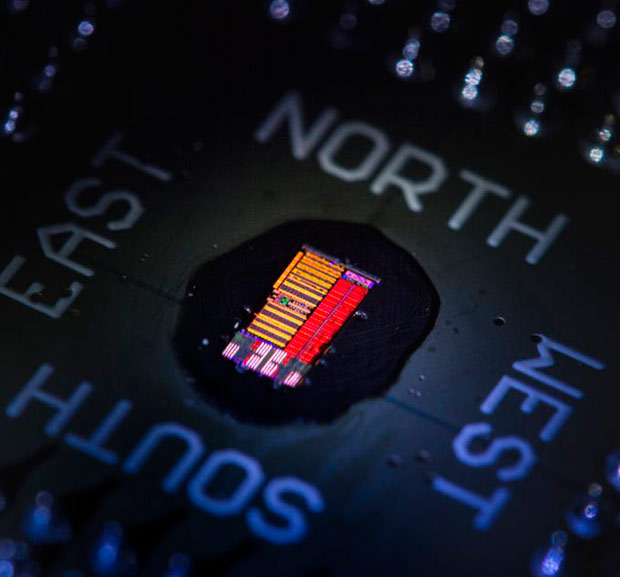 Разработан первый в мире фотонный микропроцессор