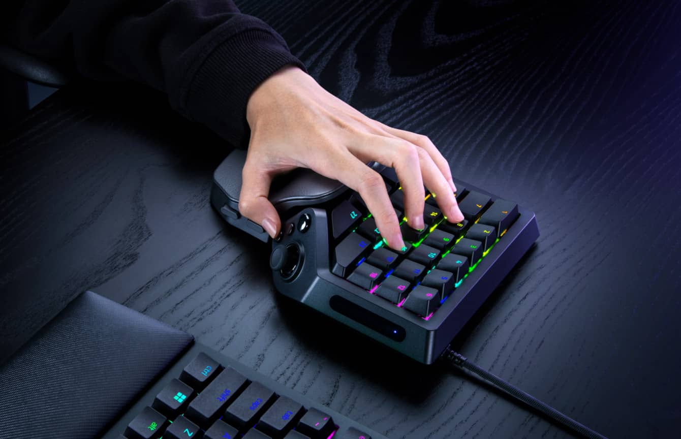 Razer представила Tartarus V2 Pro с аналоговыми оптическими переключателями и 8000 Гц