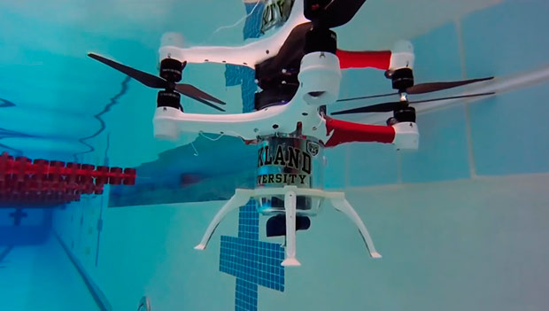 Представлен квадрокоптер, способный плавать под водой