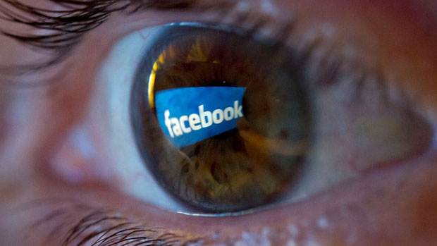 Крупнейшая социальная сеть Facebook призналась в утечке личных данных 6 млн своих пользователей