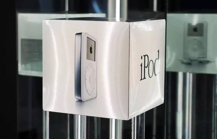 Оригинальный iPod 2001 года выпуска продали за $29 000