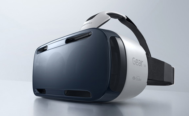 Samsung представила шлем виртуальной реальности для смартфонов Gear VR