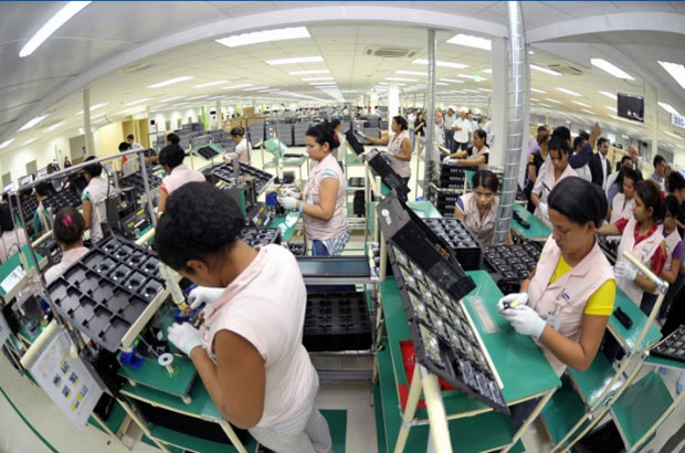 Samsung обвиняют в нарушении трудовых прав сотрудников на заводе в г. Манаус. Размер иска составляет $110 млн