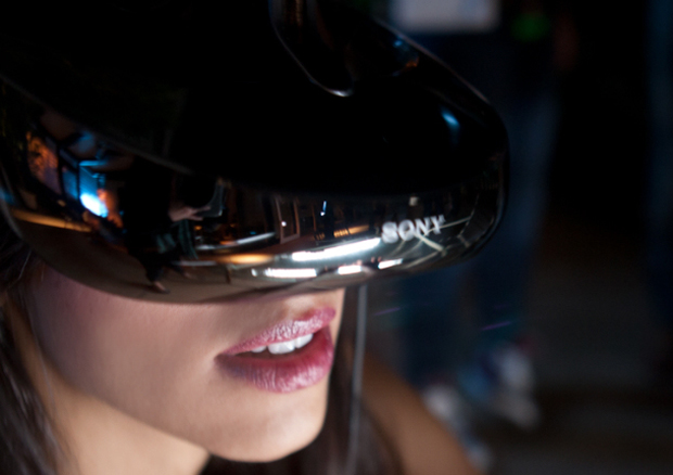 CES 2014: Sony представила две модели очков виртуальной реальности