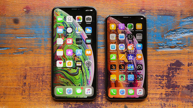 iPhone XS Max пробыл 5 часов в пиве на глубине 2 метра