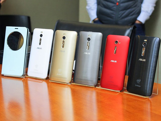 ASUS запустила в продажу четыре версии смартфона Zenfone 2