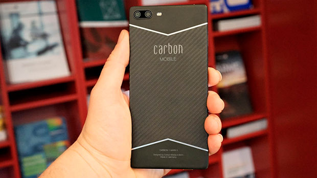Представлен смартфон Carbon 1 Mark II с корпусом из углепластика
