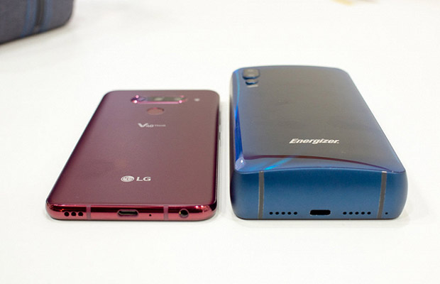 Смартфон Energizer Power Max P18K Pop оказался просто огромным