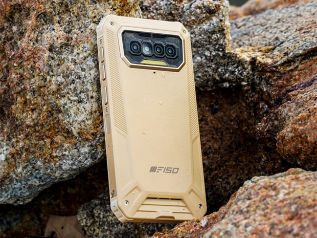 Компания F150 выпустила смартфон-внедорожник B2021