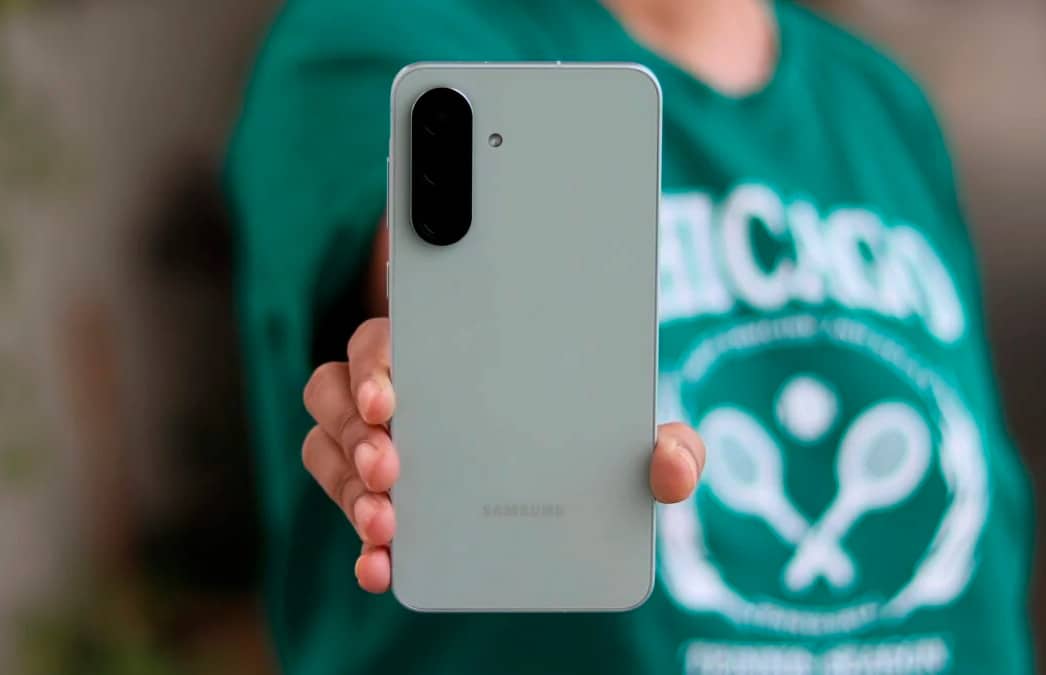 Определена десятка самых продаваемых смартфонов в мире