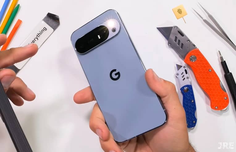 Произведена разборка смартфона Google Pixel 10 Pro XL
