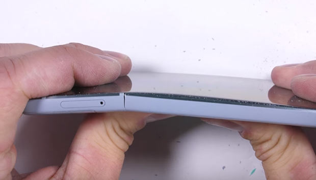 Тест на прочность Google Pixel 2 провален