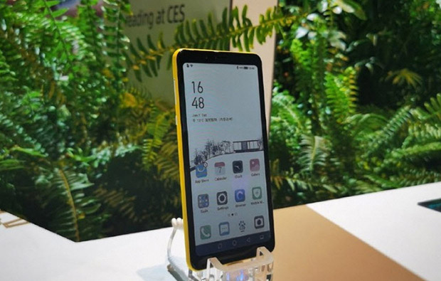 Hisense представила первый в мире смартфон с цветным дисплеем E Ink