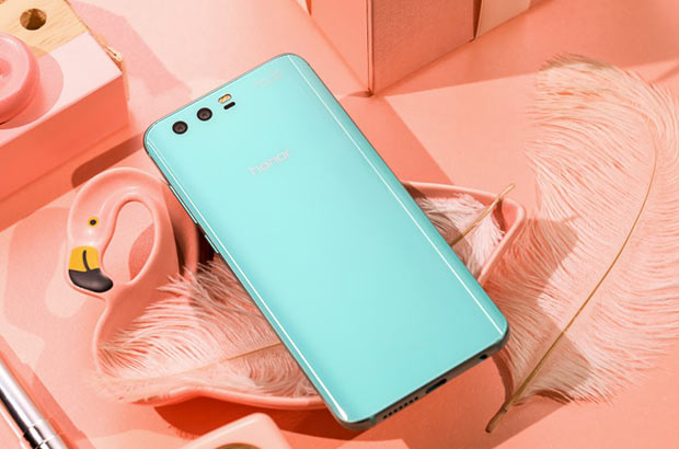 Huawei представила Honor 9 в цвете Robin Egg