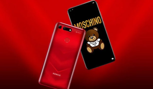 Смартфон Honor V20 Moschino Edition выпущен в цвете Phantom Red