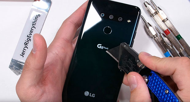 Смартфон LG G8 продемонстрировал хорошую прочность